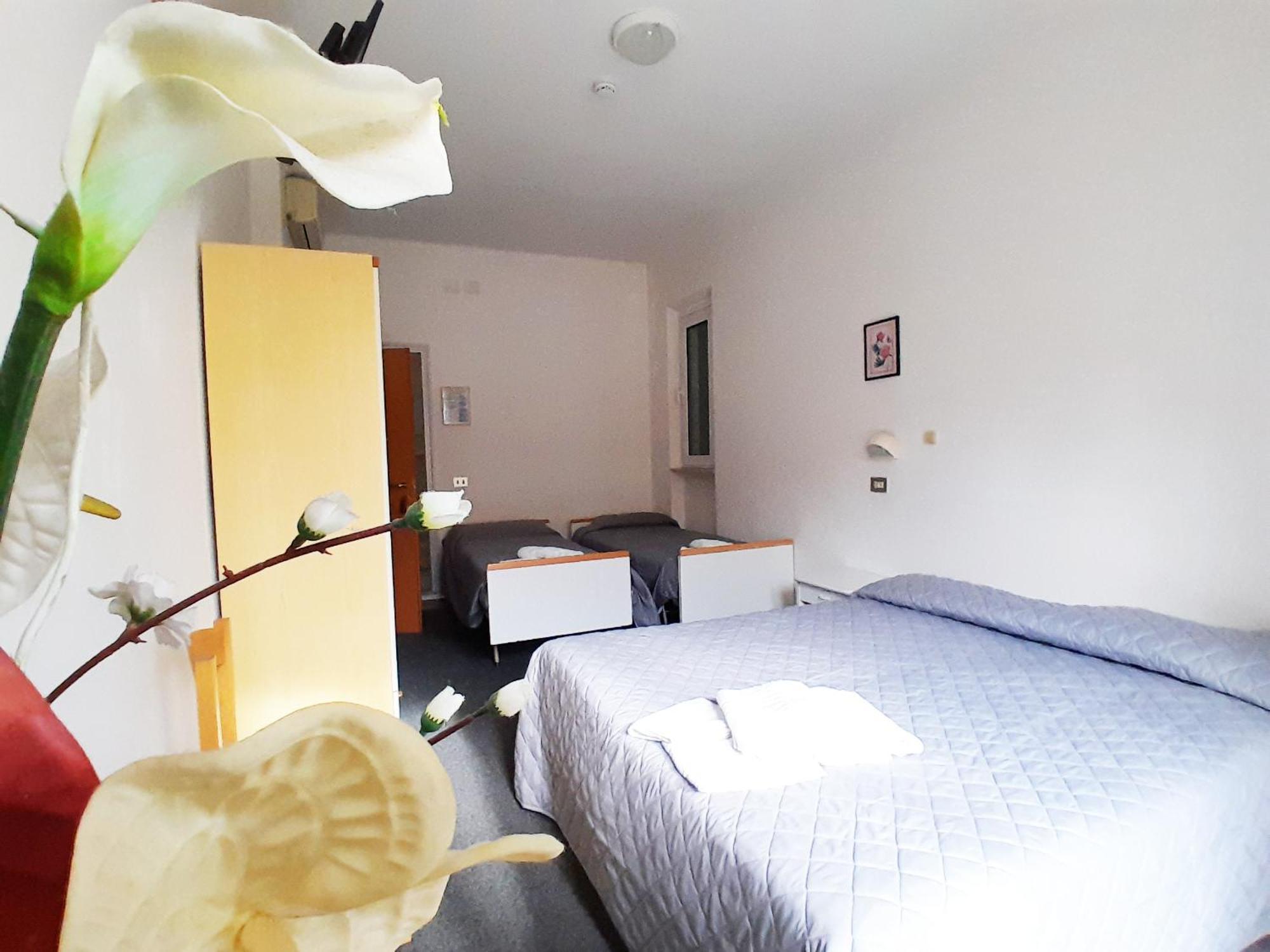Hotel Berlino Cattolica Cameră foto