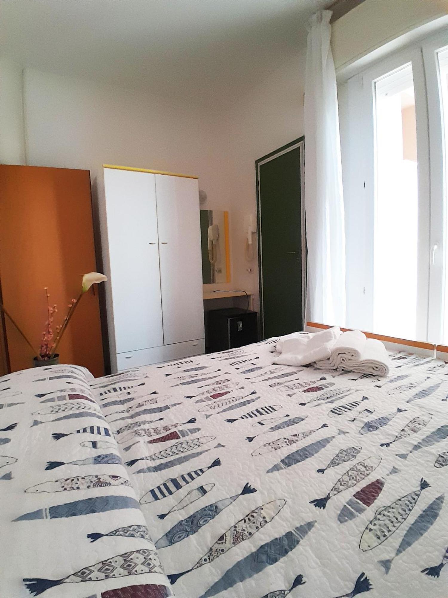 Hotel Berlino Cattolica Cameră foto